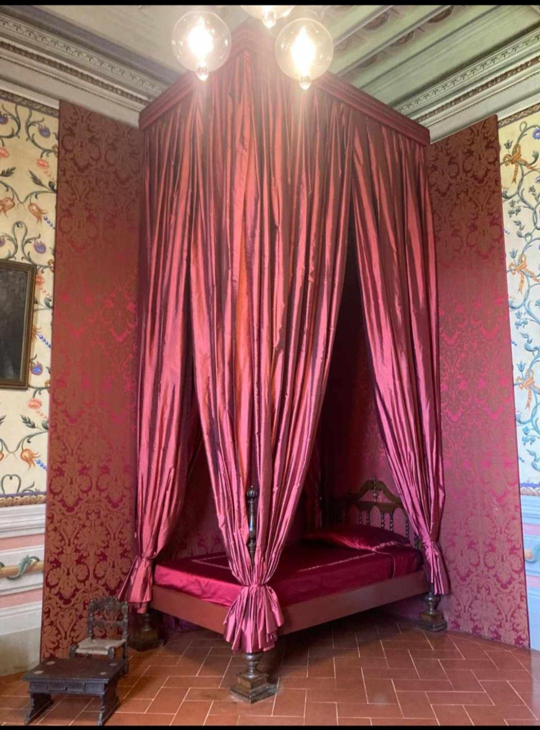 La Casa Di Fiorella Черрето-Гвиди Экстерьер фото